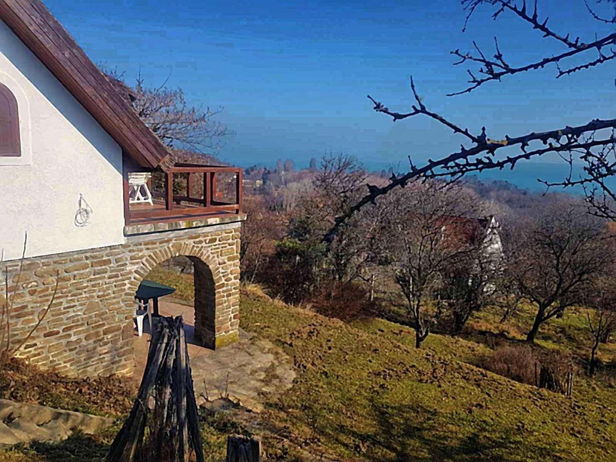 Villa Korozsa Vendeghaz ティハニ エクステリア 写真