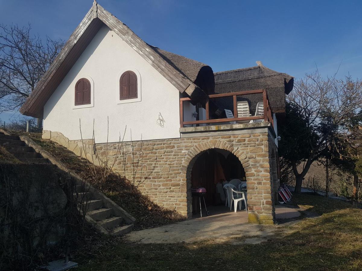 Villa Korozsa Vendeghaz ティハニ エクステリア 写真